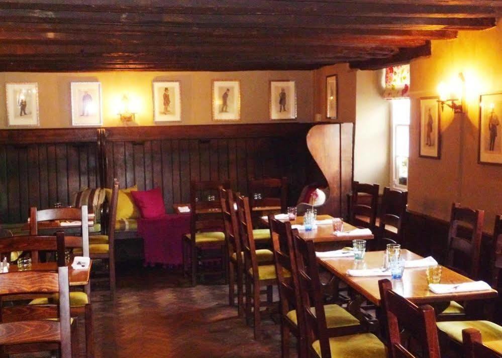 The George Inn Lower Brailes Exterior foto